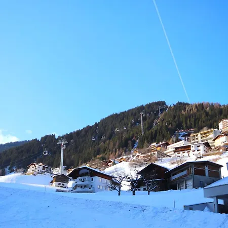 Al Vietta-4 By Interhome