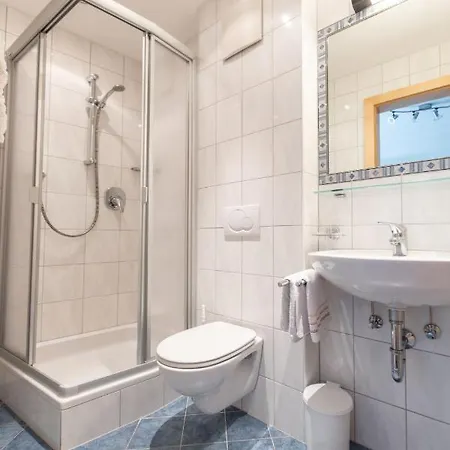 Al Vietta-4 By Interhome